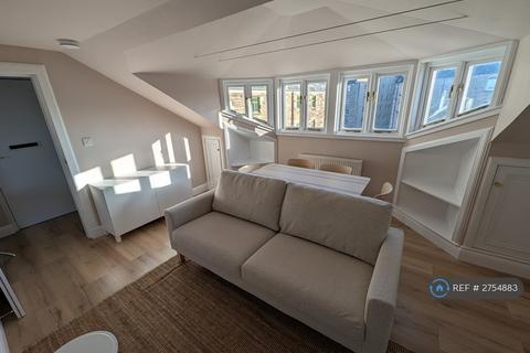 undefined, Constitution Street, Edinburgh, EH6
