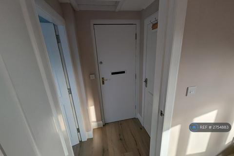 undefined, Constitution Street, Edinburgh, EH6