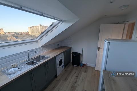 undefined, Constitution Street, Edinburgh, EH6
