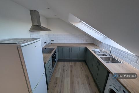 4 bedroom flat to rent, Constitution Street, Edinburgh, EH6