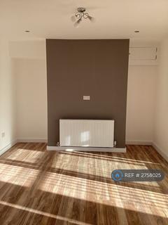 3 bedroom terraced house to rent, Leigh Road, Worsley, Manchester, M28