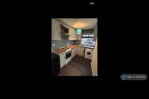 1 bedroom flat to rent, Higher Market Street, Penryn, TR10