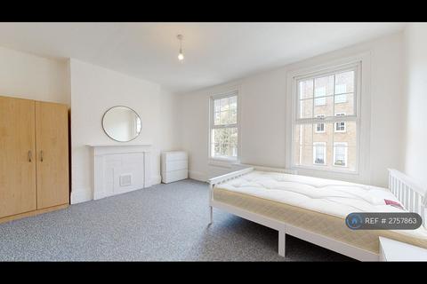 6 bedroom semi-detached house to rent, Sutherland Square, London, SE17