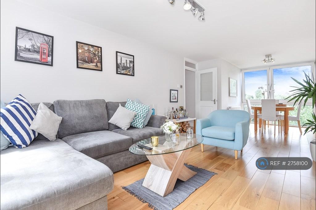 Living Room / Dining Room