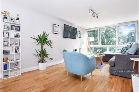 2 bedroom flat to rent, Westleigh Avenue, London, SW15