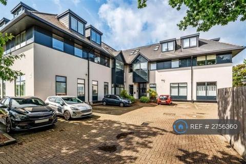 1 bedroom flat to rent, Tanner House, Leatherhead, KT22