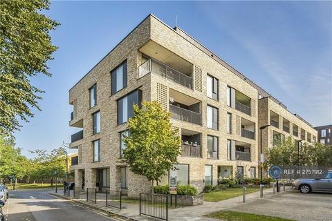 2 bedroom flat to rent, Tulip Court, London, NW9
