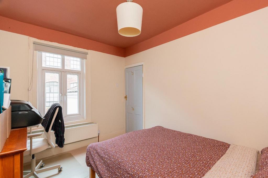 6 C3 RGK - Bedroom A.jpg