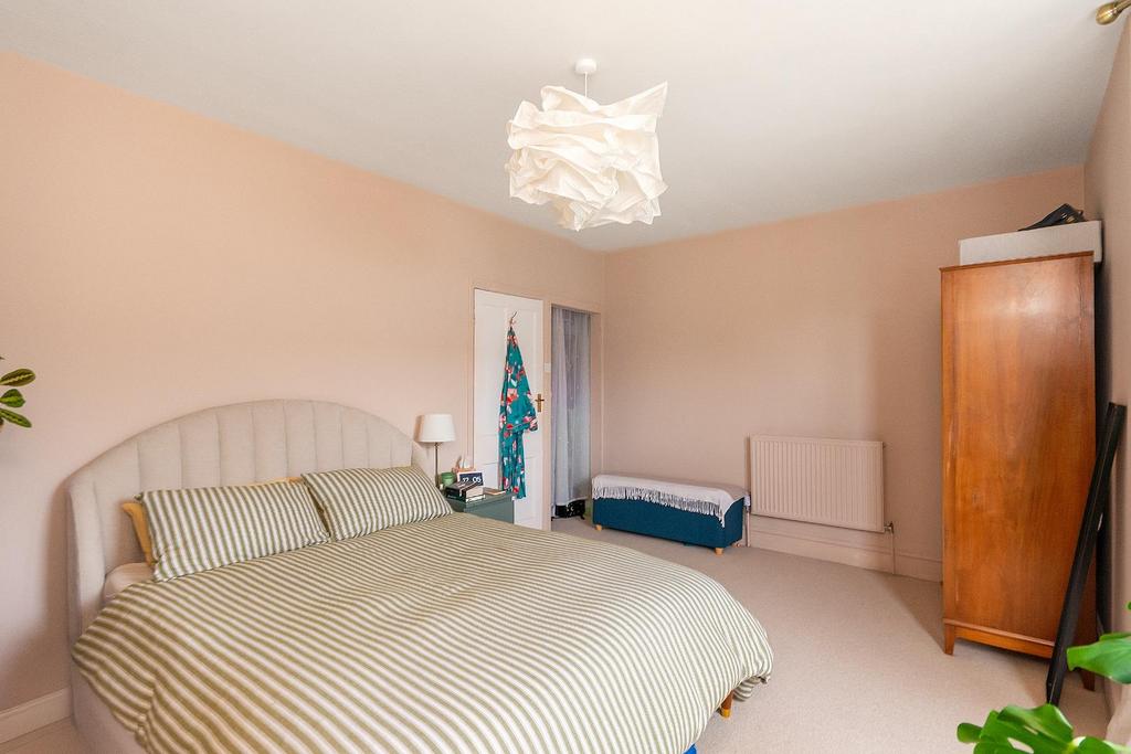 6 C3 RGK - Bedroom D.jpg