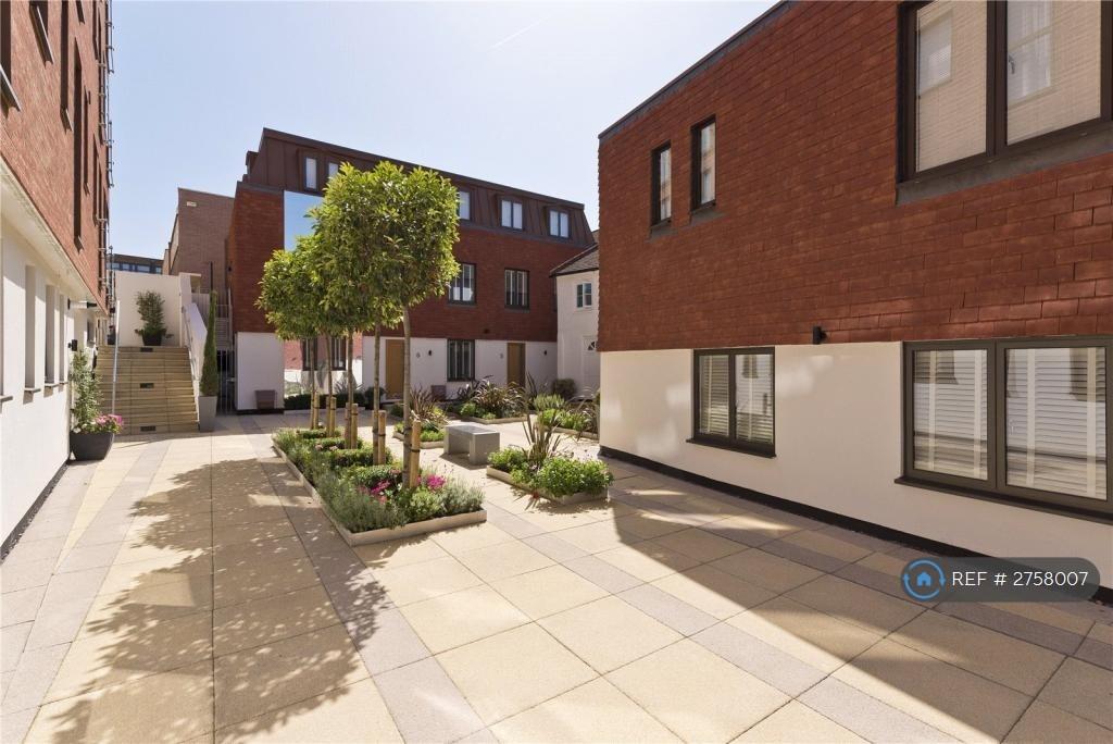 Communal Courtyard