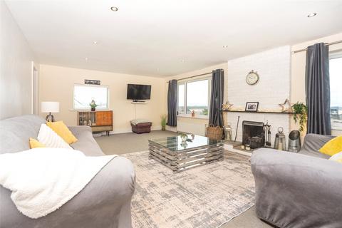 undefined, Malltraeth, Bodorgan, Sir Ynys Mon, LL62