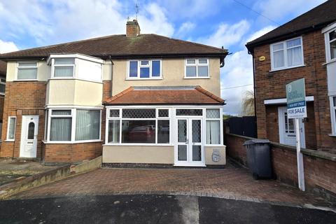 3 bedroom semi-detached house for sale, Glendower Close, Leicester, LE5
