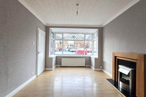 3 bedroom semi-detached house for sale, Glendower Close, Leicester, LE5