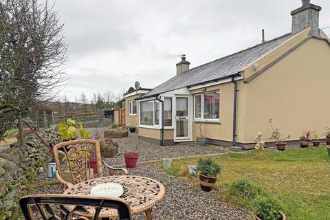 3 bedroom bungalow for sale, Upper Llandwrog, Caernarfon, Gwynedd, LL54