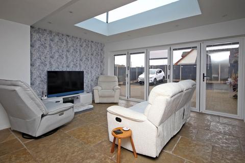 3 bedroom detached house for sale, Station Road, Llanrug, Caernarfon, Gwynedd, LL55