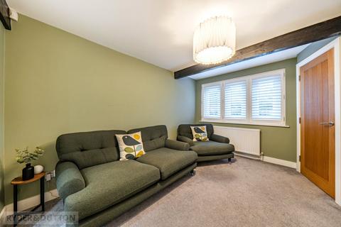 2 bedroom end of terrace house for sale, Highstones Gardens, Hope Street, Glossop, Derbyshire, SK13