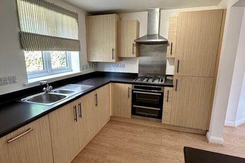 3 bedroom detached house to rent, Chamberlain Way MK42