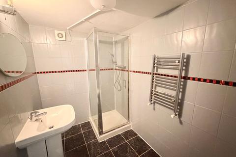 1 bedroom flat to rent, Milton Grove, Manchester, M16