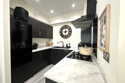 1 bedroom flat for sale, Sandhills Avenue, Hamilton, LE5