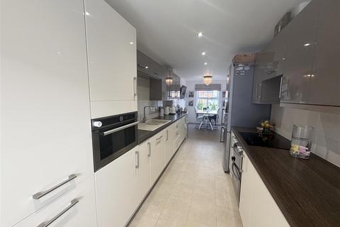 4 bedroom house for sale, Eastgate, Houghton Le Spring DH4