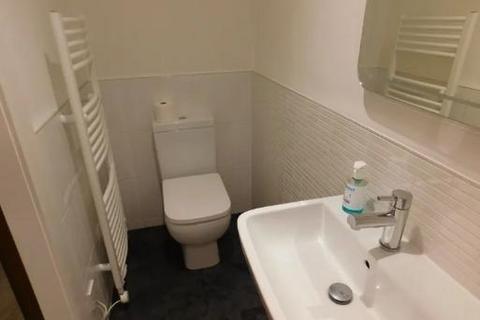 undefined, Lynwood Avenue, Langley, Slough, SL3 7BJ