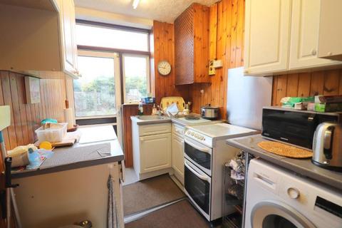 3 bedroom end of terrace house for sale, Luton LU3