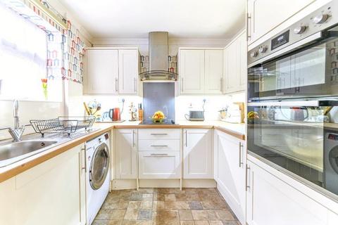 2 bedroom semi-detached bungalow for sale, Bedford MK40