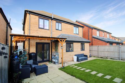 4 bedroom detached house for sale, Broughton, Milton Keynes MK10