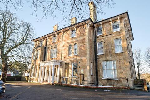 1 bedroom flat for sale, Bramley Hill, South Croydon, Surrey, CR2 6NR
