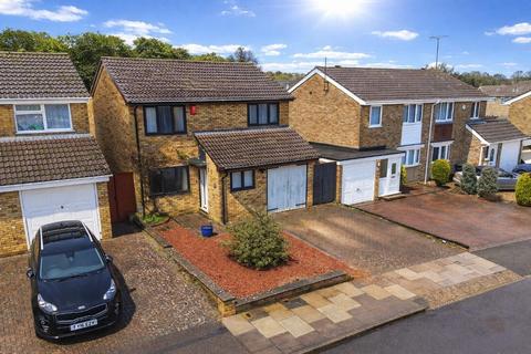 4 bedroom detached house for sale, Buckingham Drive, Stopsley, Luton, Bedfordshire, LU2 9RB
