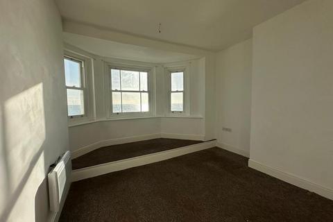 2 bedroom flat to rent, Eversfield Place, St Leonards on Sea, East Sussex, TN37 6BY