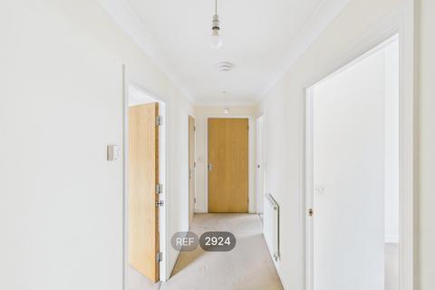 2 bedroom flat to rent, Offord Close, Ipswich, IP5 2DD