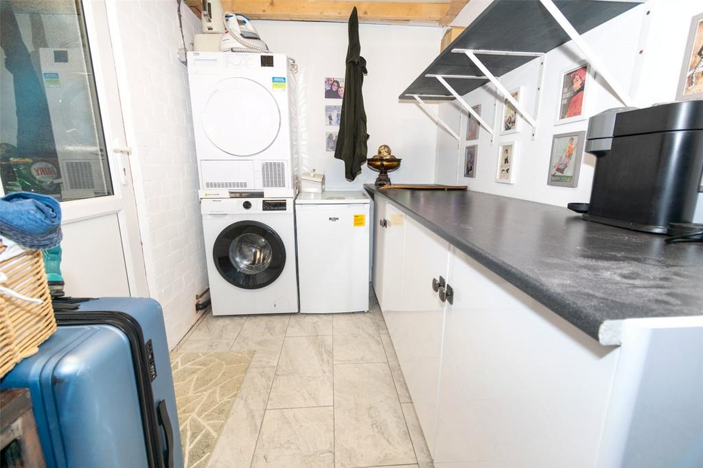 Garage/Utility