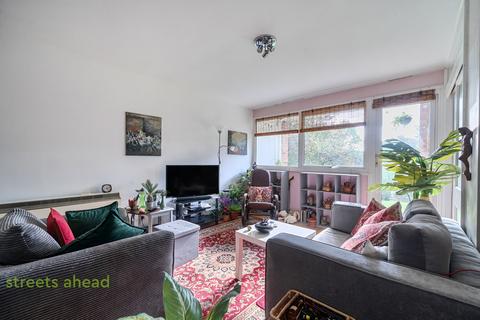 2 bedroom apartment to rent, Anerley Hill, London, SE19