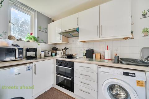 2 bedroom apartment to rent, Anerley Hill, London, SE19