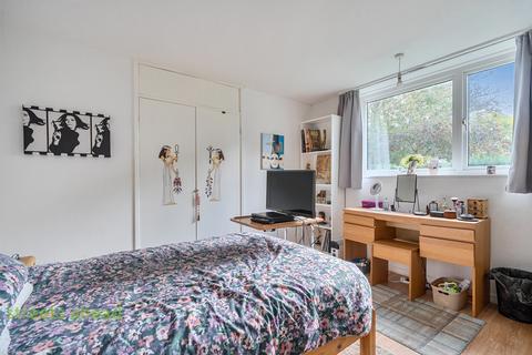 2 bedroom apartment to rent, Anerley Hill, London, SE19