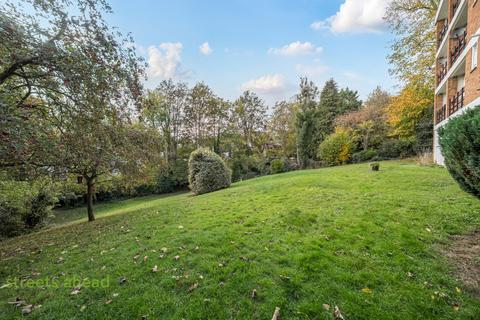 2 bedroom apartment to rent, Anerley Hill, London, SE19