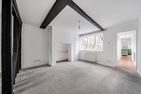 3 bedroom terraced house to rent, High Street, Lydd, Romney Marsh, Kent, TN29