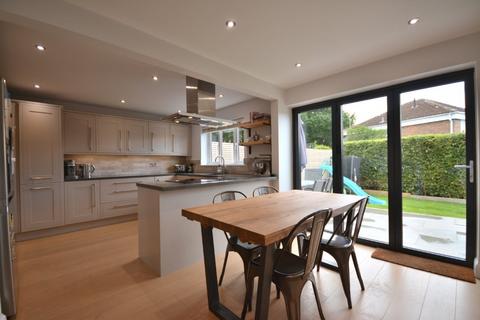 4 bedroom semi-detached house for sale, Staplehurst, Bracknell, Berkshire