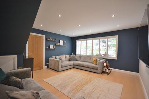 4 bedroom semi-detached house for sale, Staplehurst, Bracknell, Berkshire