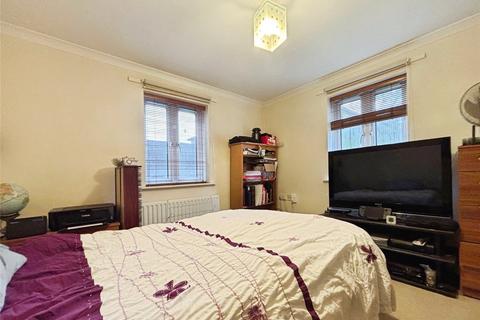 undefined, Shilling Close, Tilehurst, Reading