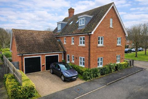 5 bedroom detached house for sale, Canal Reach, Andwell, Hampshire