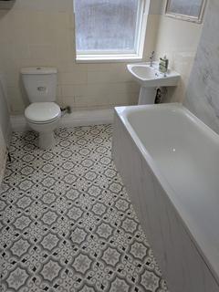 2 bedroom flat to rent, st james road, croydon CR0