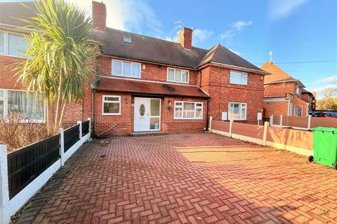 3 bedroom terraced house to rent, Ravensworth Road, Nottingham NG6