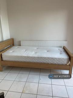 undefined, Princes Avenue, Greenford, UB6