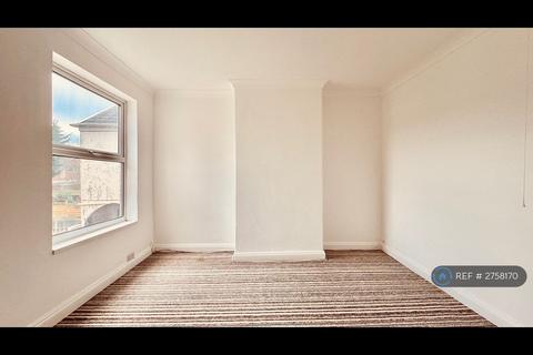 2 bedroom terraced house to rent, Chapman Lane, Chesterfield, S42