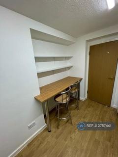 1 bedroom flat to rent, Tilehurst Court, Salford, M7