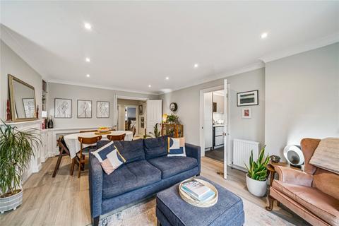 2 bedroom apartment for sale, St. Ann's Crescent, SW18