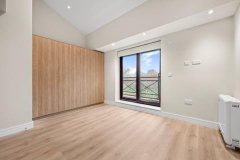 1 bedroom apartment to rent, Onega Gate, London, SE16
