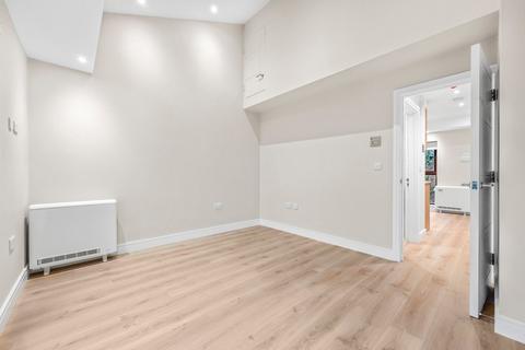 1 bedroom apartment to rent, Onega Gate, London, SE16